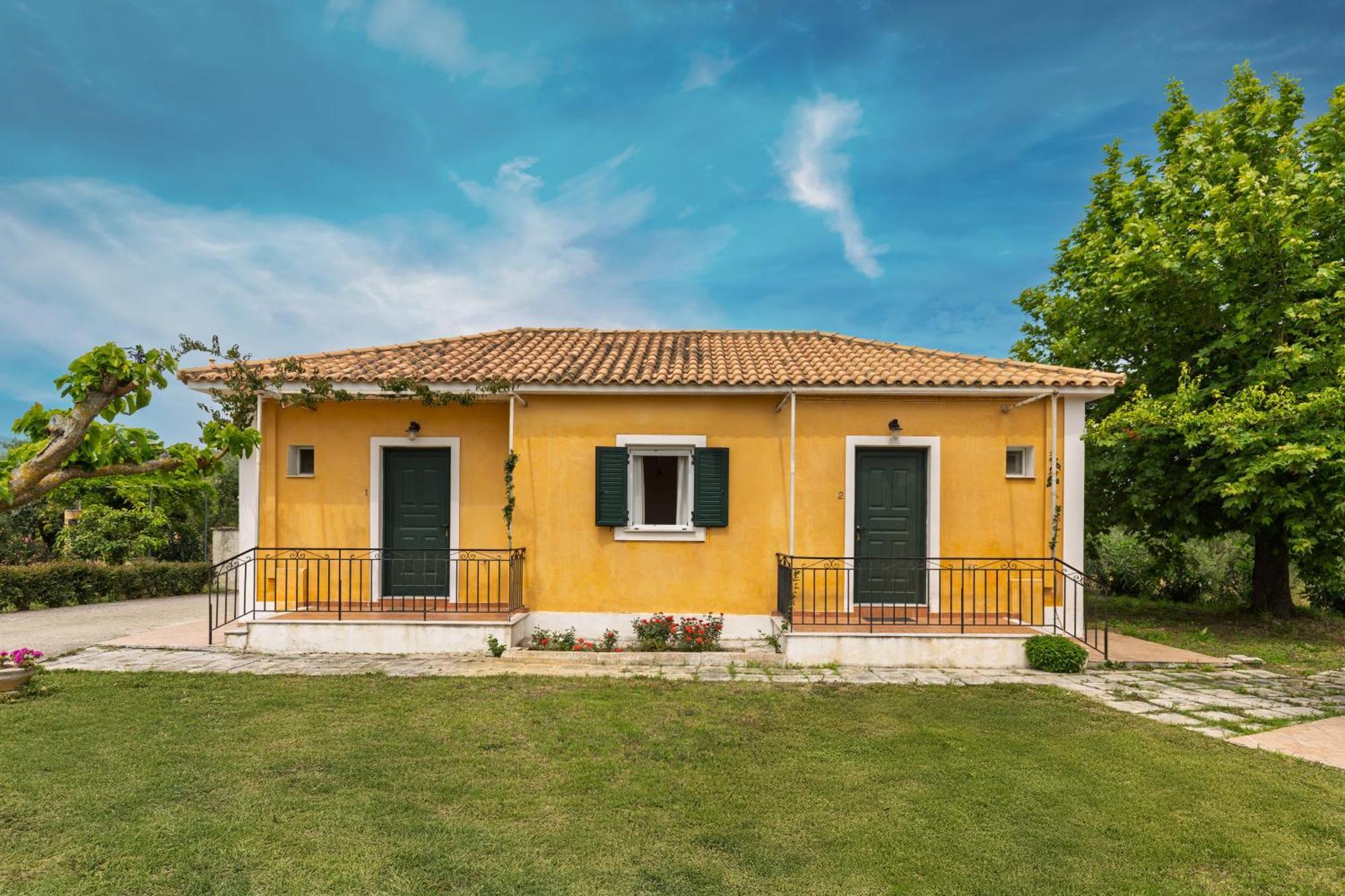 Nemorosa Holiday Houses Meson Yerakarion Exterior photo